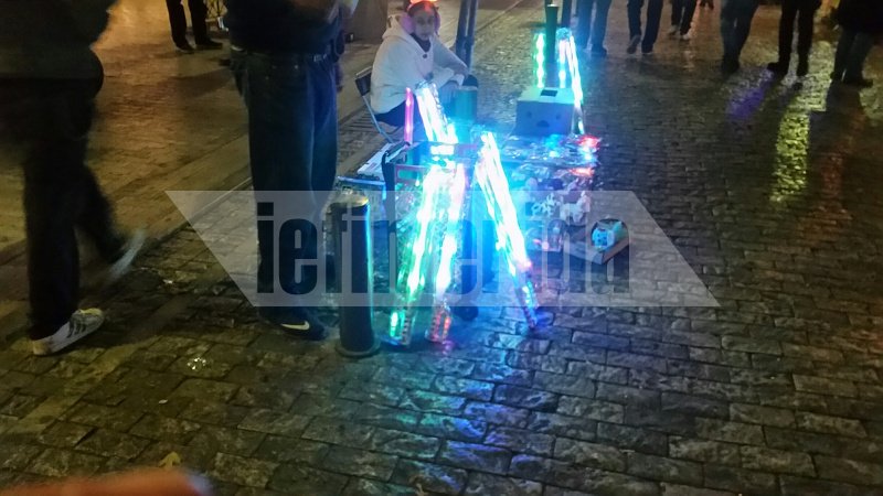 Ερμού: Ο δρόμος που δεν «κοιμάται» ποτέ  [εικόνες]  | iefimerida.gr 4