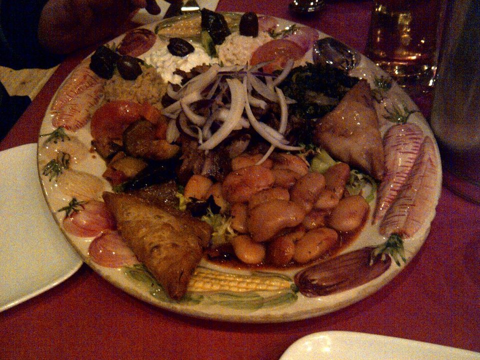 «Σοϊμπλέξιτ» και «Τροϊκεξολοθρευτής» -Πιάτα με έμπνευση από την κρίση σερβίρει ελληνικό εστιατόριο στο Βερολίνο [εικόνες] | iefimerida.gr 4