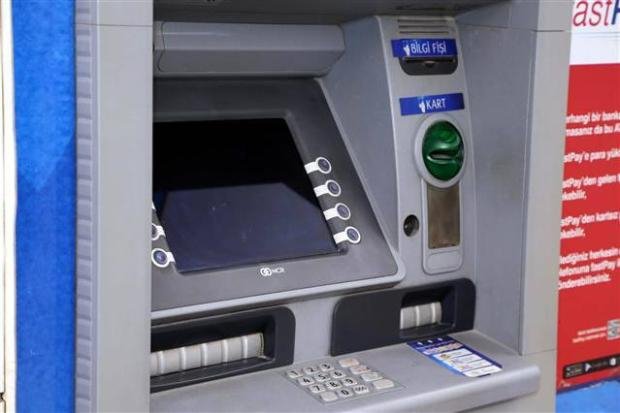 Γενικό μπλακ άουτ σε 44 περιοχές στην Τουρκία: Ο Νταβούτογλου μιλά και για τρομοκρατία [εικόνες & βίντεο] | iefimerida.gr 34