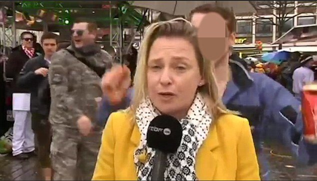 Γερμανία: Γυναίκα δημοσιογράφος δέχεται σεξουαλική επίθεση σε ζωντανή μετάδοση από το καρναβάλι της Κολωνίας [βίντεο] | iefimerida.gr 0