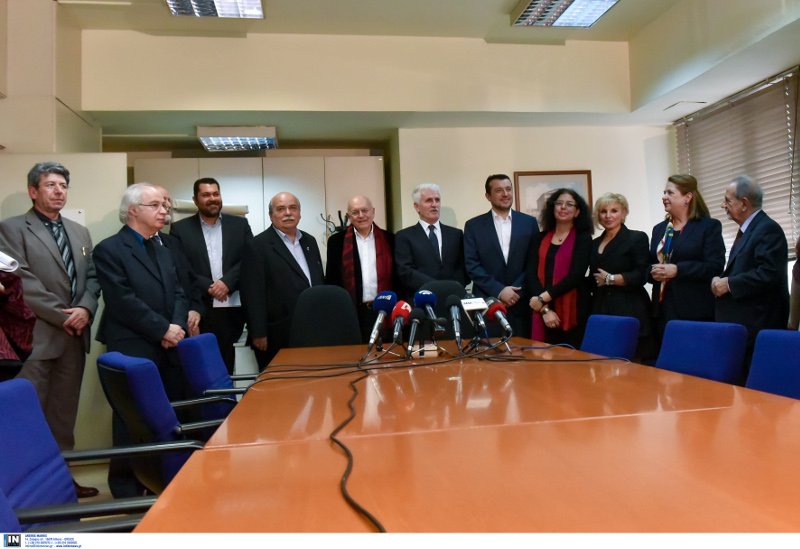 Ορκίστηκαν τα νέα μέλη του ΕΣΡ [εικόνες] | iefimerida.gr 0