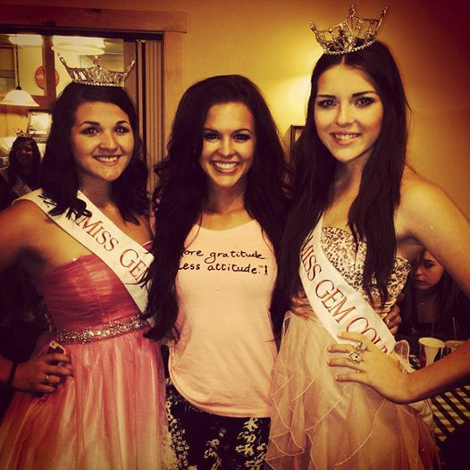 Η 20χρονη καλλονή που συγκλόνισε την υφήλιο -Στέφθηκε βασίλισσα ομορφιάς φορώντας το μπικίνι της και την αντλία ινσουλίνης [εικόνες] | iefimerida.gr 7