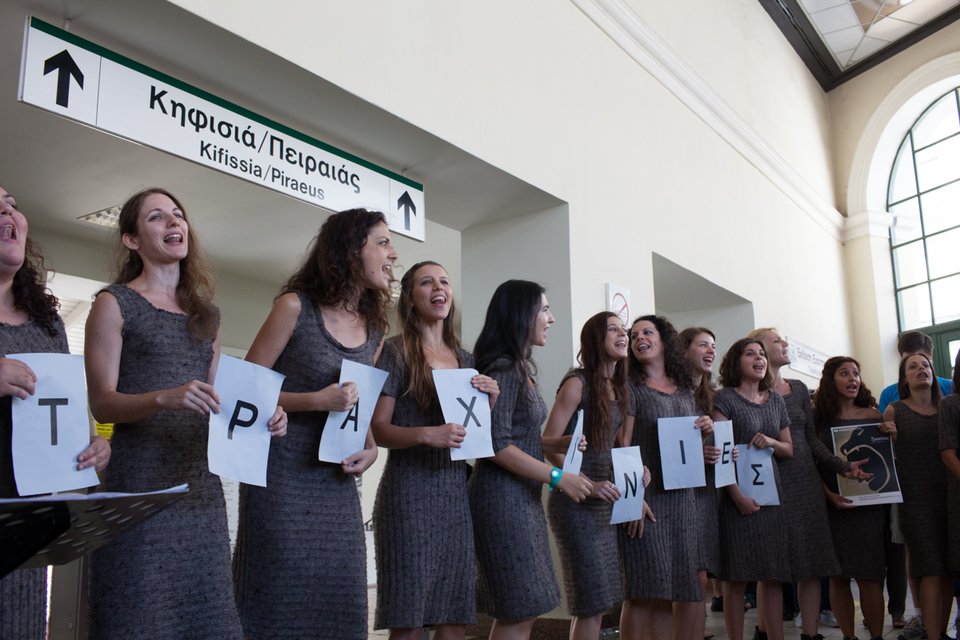 Η Αθήνα υπό κατάληψη – Οι τέχνες εφορμούν στο δημόσιο χώρο της πόλης [εικόνες & βίντεο] | iefimerida.gr 2