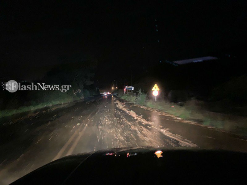 Χάος στα Χανιά από την κακοκαιρία -Κατολισθήσεις, χείμαρροι οι δρόμοι, εγκλωβίστηκαν οδηγοί [εικόνες & βίντεο] | iefimerida.gr 2
