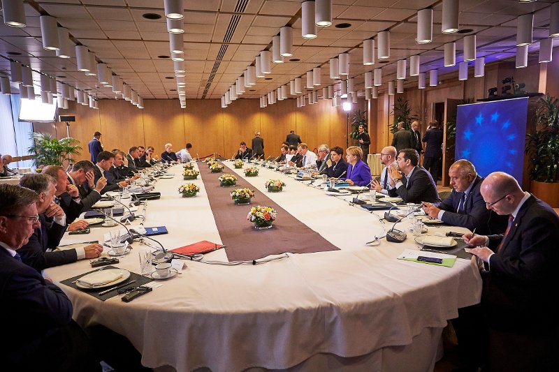 Το προσχέδιο των «27» για τη Βρετανία: Αποχωρήστε το συντομότερο δυνατόν | iefimerida.gr 1