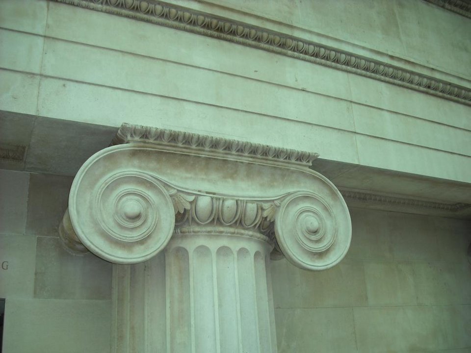 Ωδή στην Αρχαία Ελλάδα: Παιδιά στην Αγγλία φόρεσαν χλαμύδες και ύμνησαν τον ελληνικό πολιτισμό [εικόνες]  | iefimerida.gr 5