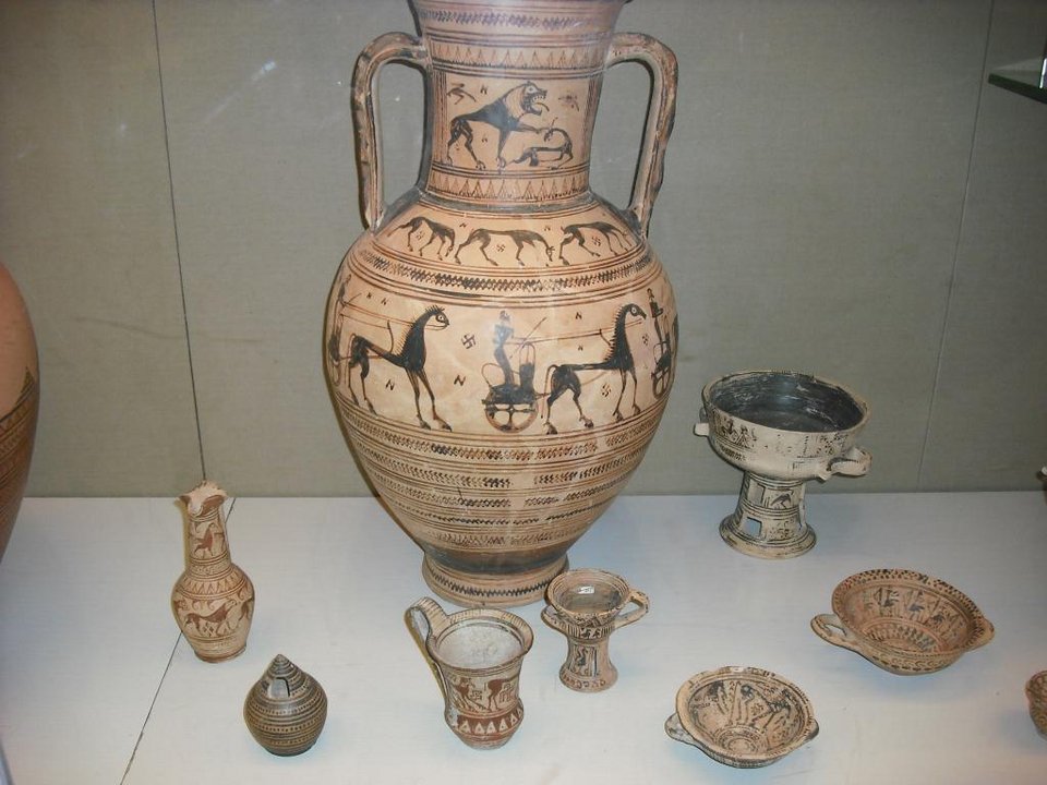 Ωδή στην Αρχαία Ελλάδα: Παιδιά στην Αγγλία φόρεσαν χλαμύδες και ύμνησαν τον ελληνικό πολιτισμό [εικόνες]  | iefimerida.gr 7