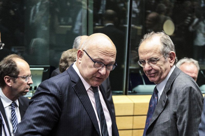 Βλοσυροί, σκεπτικοί, αγριεμένοι -Τα πρόσωπα των ΥΠΟΙΚ στο Eurogroup [εικόνες & βίντεο] | iefimerida.gr 10