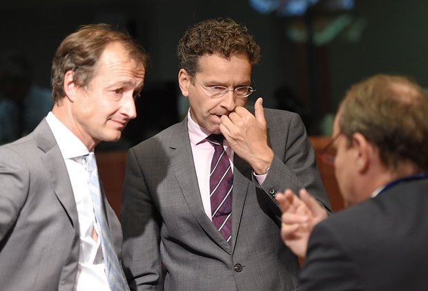 Μέσα στο Eurogroup: Η αϋπνία Τσακαλώτου, η κακή συνήθεια του Ντάισελμπλουμ, οι χειρονομίες του Σόιμπλε [εικόνες] | iefimerida.gr 6