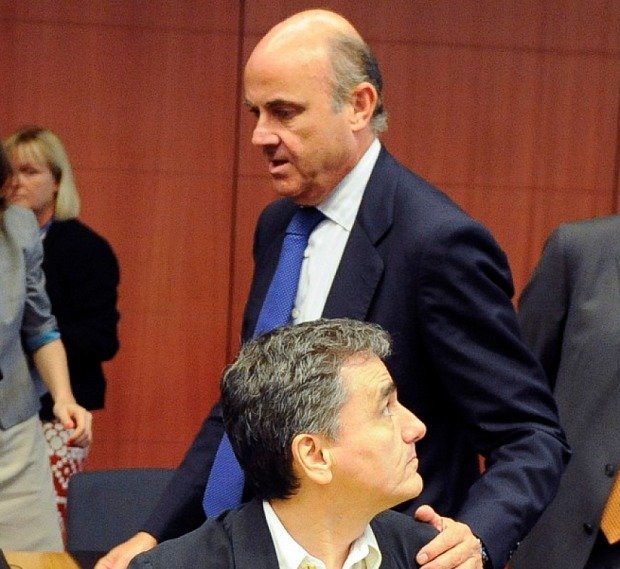 Μέσα στο Eurogroup: Η αϋπνία Τσακαλώτου, η κακή συνήθεια του Ντάισελμπλουμ, οι χειρονομίες του Σόιμπλε [εικόνες] | iefimerida.gr 4