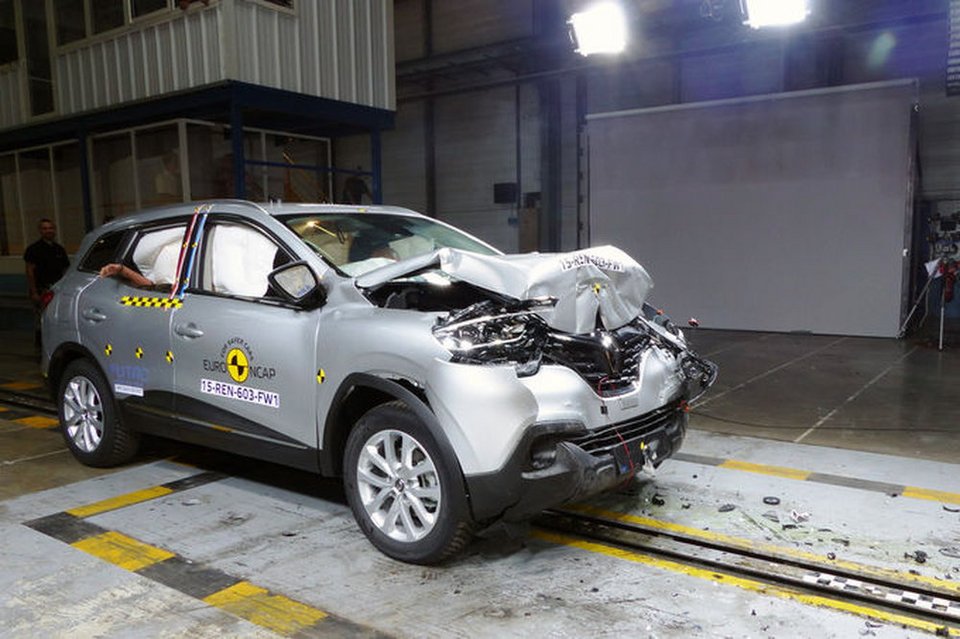 100% επιτυχία του Volvo XC90 στις δοκιμές του EuroNCAP- 4 αστέρια για τα Mazda CX-3 και Mitsubishi L200 | iefimerida.gr 3