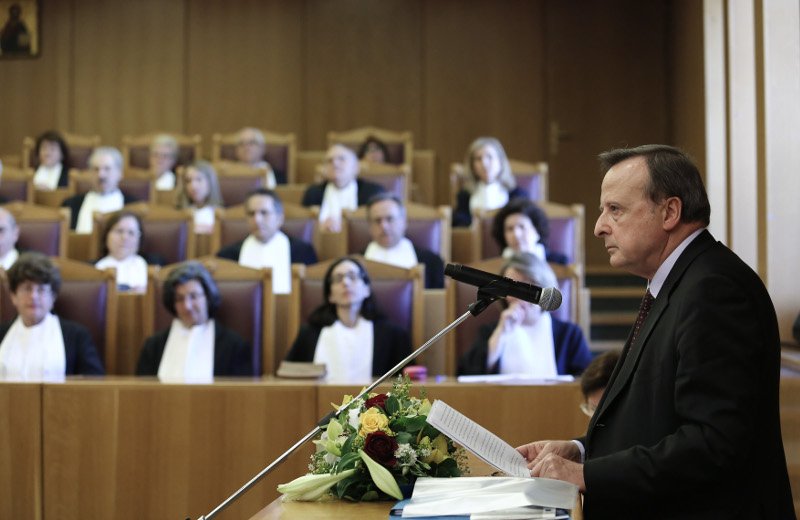 Το ΣτΕ τίμησε τον πρόεδρο του Ευρωπαϊκού Δικαστηρίου -Παρουσία Παυλόπουλου και Ιερώνυμου | iefimerida.gr 2