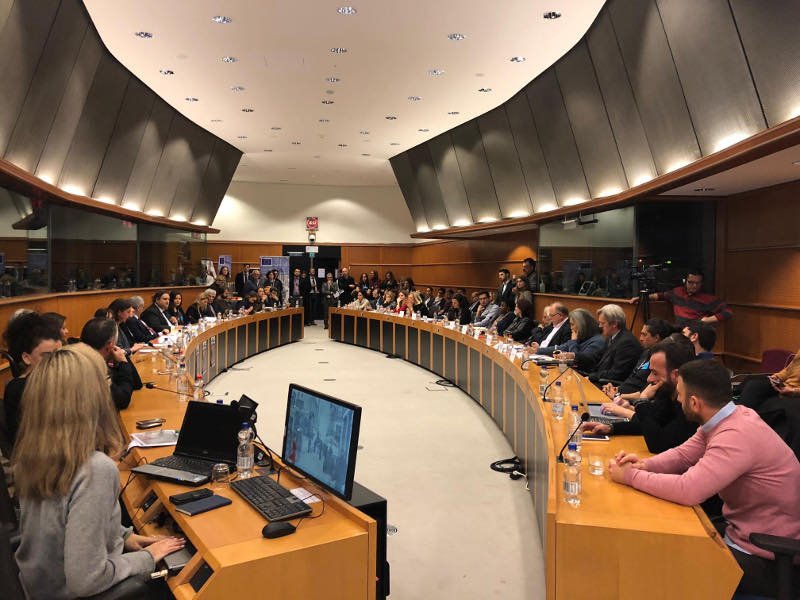 Μ. Κύρκος: Ολες οι χώρες της ΕΕ να δείξουν αλληλεγγύη και να βοηθήσουν με το προσφυγικό | iefimerida.gr 1