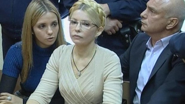 Ευγενία Τιμοσένκο, η όμορφη ξανθιά κόρη της πρώην Πρωθυπουργού της Ουκρανίας, που παίζει τους Ευρωπαίους ηγέτες στα δάχτυλα [εικόνες] | iefimerida.gr 3