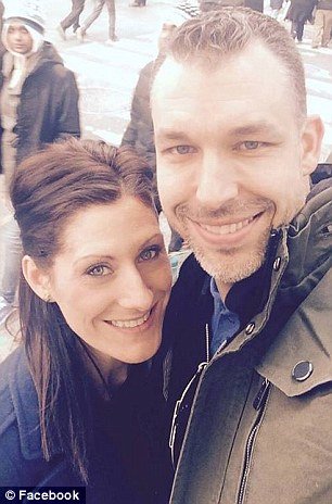 Σοκ στις ΗΠΑ: Συνιδρυτής δημοφιλούς κοινωνικού δικτύου εκτέλεσε εν ψυχρώ τον σύζυγο της πρώην γυναίκας του [εικόνες] | iefimerida.gr 0