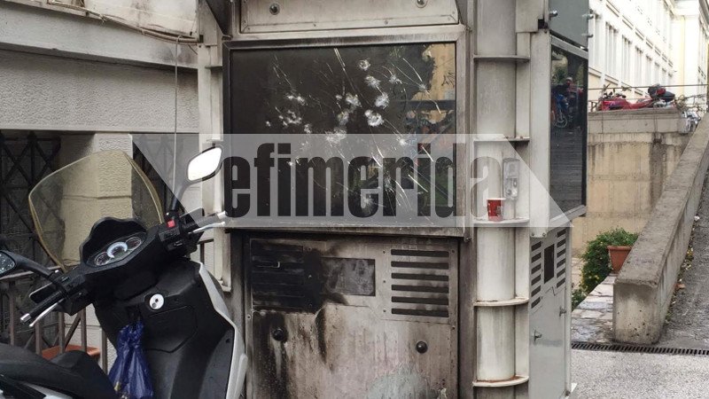 Εξάρχεια, η επόμενη ημέρα: Βομβαρδισμένο τοπίο -Αποκαΐδια και κατεστραμμένες περιουσίες [εικόνες] | iefimerida.gr 2