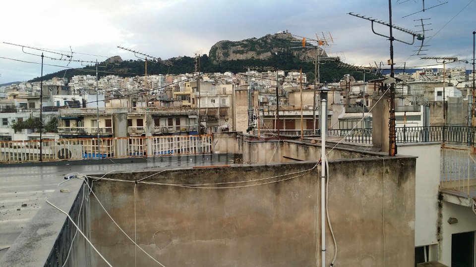  Ντοκουμέντο από τα Εξάρχεια: Ετσι εισέβαλαν στην πολυκατοικία -Γκρέμισαν τα πάντα και τσακώθηκαν στη μοιρασιά των κλοπιμαίων [εικόνες] | iefimerida.gr 5