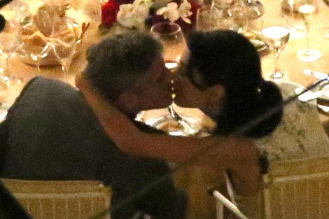 Δεν κρατιέται ο Κλούνεϊ: Σε τρυφερά ενσταντανέ με την αγαπημένη του [εικόνες] | iefimerida.gr 3