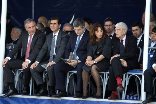 Θύελλα αντιδράσεων για την πρόταση Μπουτάρη να καταργηθούν οι παρελάσεις | iefimerida.gr 1
