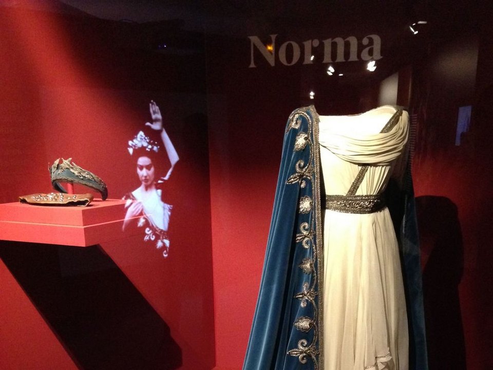 Ο πλανήτης τιμά τη μνήμη της Κάλλας, στην Ελλάδα σιωπή [εικόνες] | iefimerida.gr 3