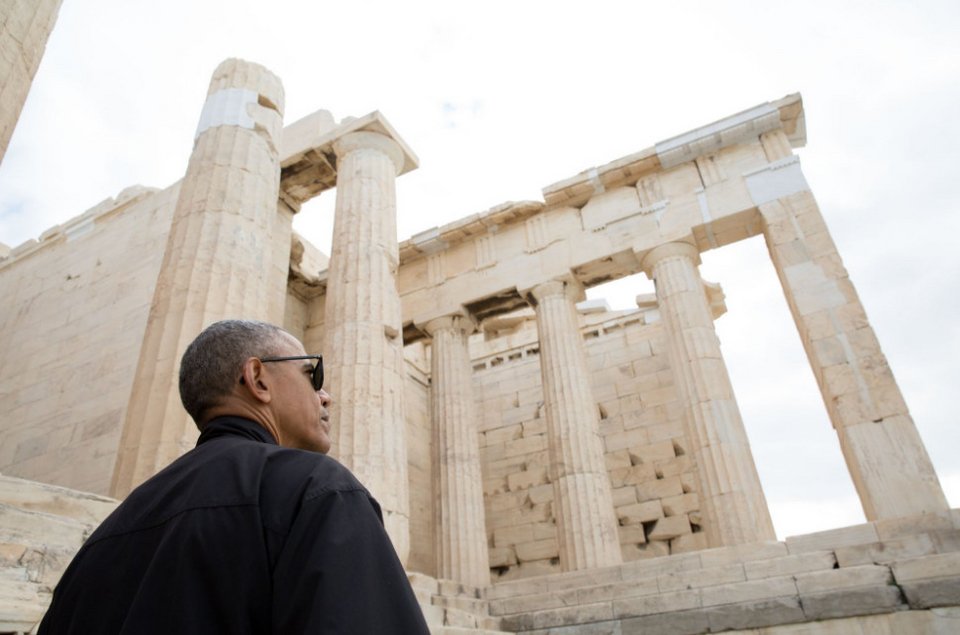 Ο Ομπάμα εκστασιασμένος μπροστά στον Παρθενώνα -Οι φωτογραφίες του Λευκού Οίκου [εικόνες] | iefimerida.gr 0