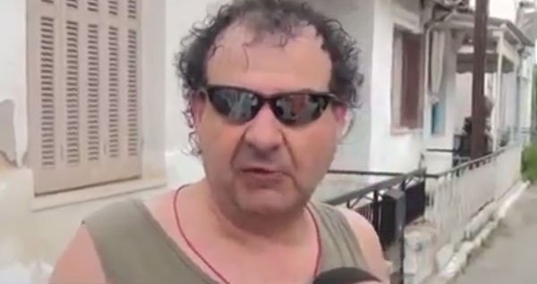 Ο «εξολοθρευτής φιδιών» από τις Σέρρες που έγινε σταρ του Διαδικτύου – Απολαυστικό βίντεο | iefimerida.gr 1