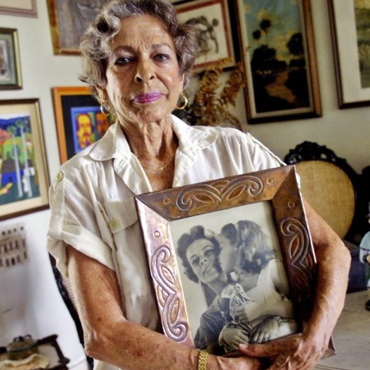 Ερωτικά γράμματα, μυστικά ραντεβού, μια εγκυμοσύνη και μετά η Επανάσταση - Η κρυφή ερωμένη του Φιντέλ [εικόνες] | iefimerida.gr 7