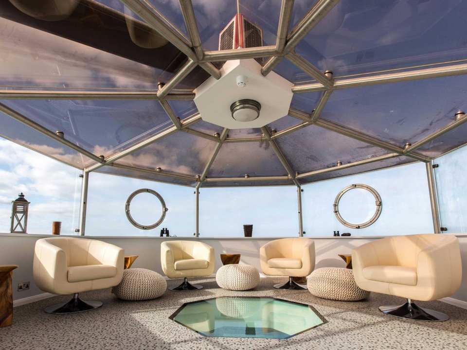 Ελικοδρόμιο, σουίτες και εμπορικό κέντρο – Ενα πρώην φρούριο έγινε πολυτελές ξενοδοχείο [εικόνες]  | iefimerida.gr 6