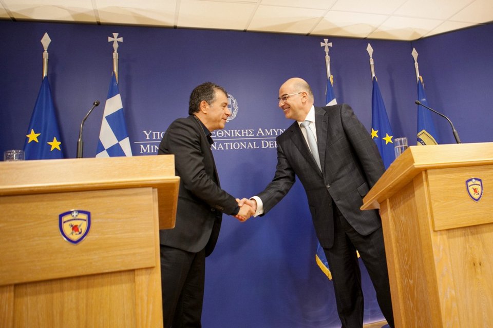 Το Ποτάμι στα άδυτα του Πενταγώνου –Οταν ο Θεοδωράκης ύμνησε τον Δένδια [εικόνες] | iefimerida.gr 2