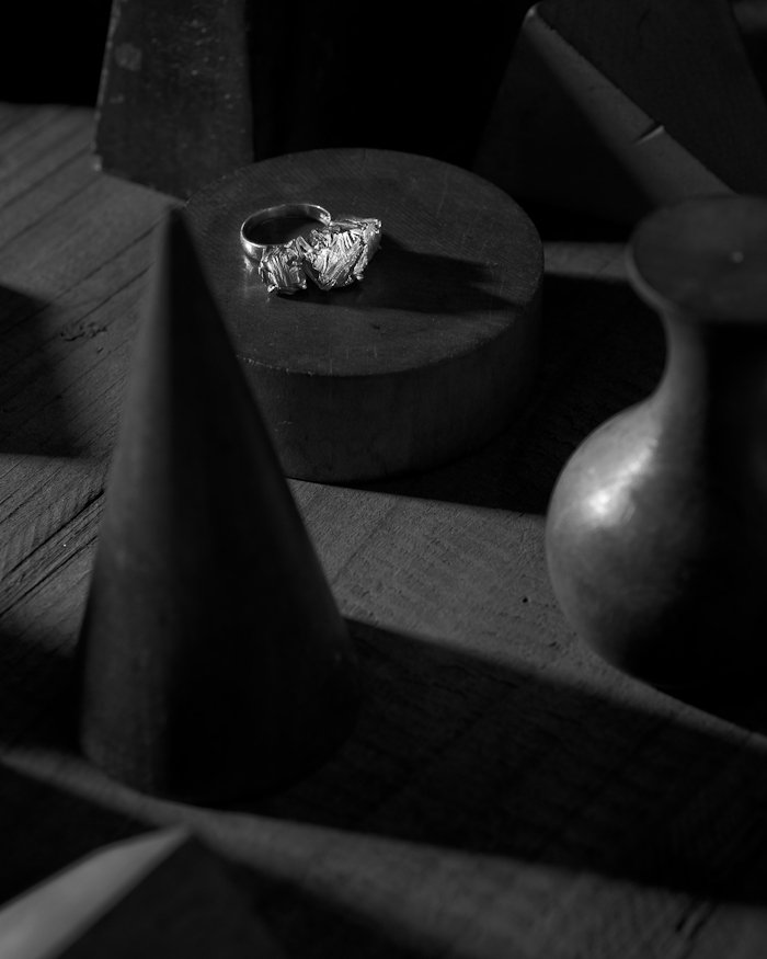 Bernice Kelly: H Ιρλανδή σχεδιάστρια κοσμημάτων που έχει κάνει τη Νέα Υόρκη να αναζητά σαν τρελή τις δημιουργίες της [εικόνες] | iefimerida.gr 6