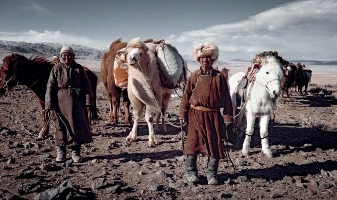 Στα άδυτα του κόσμου – Eνα συγκλονιστικό φωτορεπορτάζ για τις φυλές που κινδυνεύουν με εξαφάνιση σε όλο τον κόσμο [εικόνες]  | iefimerida.gr 1