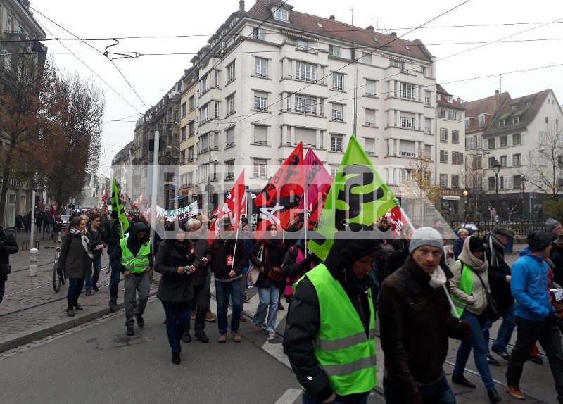 Το iefimerida στη διαδήλωση των συνδικάτων στο Στρασβούργο κατά των μεταρρυθμίσεων Μακρόν [εικόνες] | iefimerida.gr 2