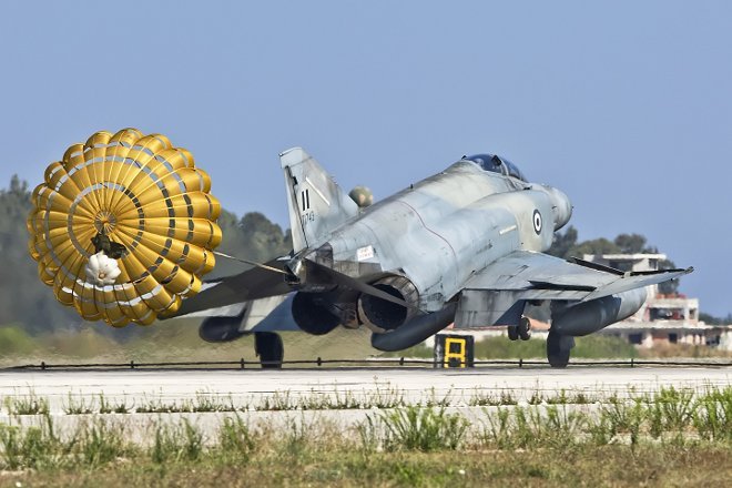 Αυτό είναι το θρυλικό Φάντομ της Ελληνικής Αεροπορίας που θα πάρει μέρος σε διεθνές σόου [εικόνες] | iefimerida.gr 1