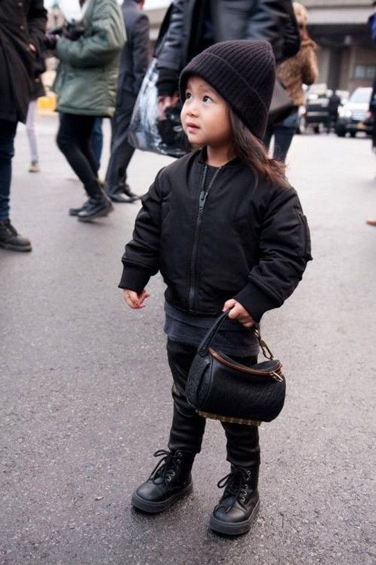 Aila Wang: Η πιο στιλάτη 4χρονη πιτσιρίκα που σε λίγο θα μαθαίνει στα μοντέλα τι σημαίνει μόδα [εικόνες]  | iefimerida.gr 3