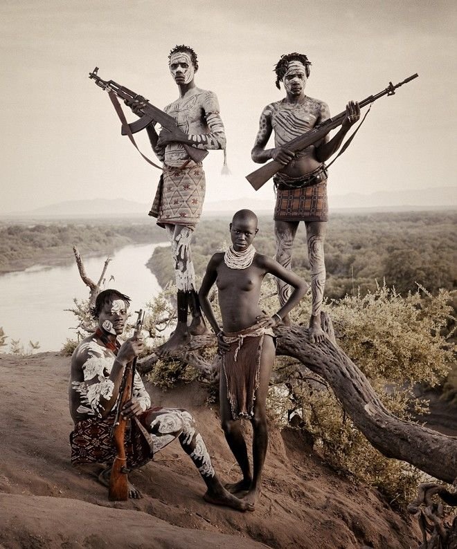 Στα άδυτα του κόσμου – Eνα συγκλονιστικό φωτορεπορτάζ για τις φυλές που κινδυνεύουν με εξαφάνιση σε όλο τον κόσμο [εικόνες]  | iefimerida.gr 5