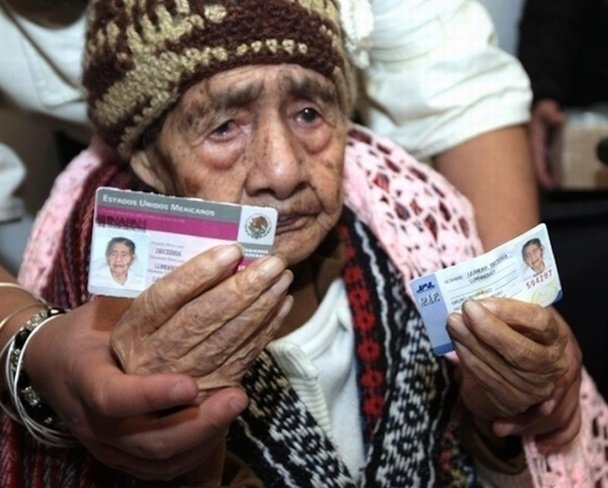 Πέθανε η γυναίκα που είχε ζήσει όλη την ιστορία του Μεξικού -Ηταν 127 ετών, είχε 161 απογόνους [εικόνες] | iefimerida.gr 2
