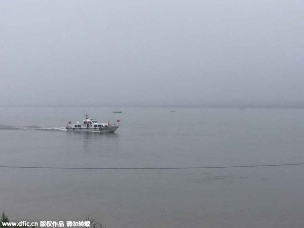 Τραγωδία στην Κίνα: Πλοίο με 458 επιβαίνοντες βυθίστηκε μέσα σε δύο λεπτά [εικόνες] | iefimerida.gr 9