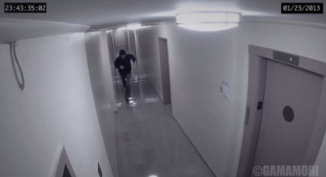 Ανατριχιαστικό βίντεο -Μυστηριώδης σκιά αρπάζει έναν άνδρα και τον σέρνει από το πόδι -Φάντασμα ή κάτι άλλο; [εικόνες] | iefimerida.gr 2