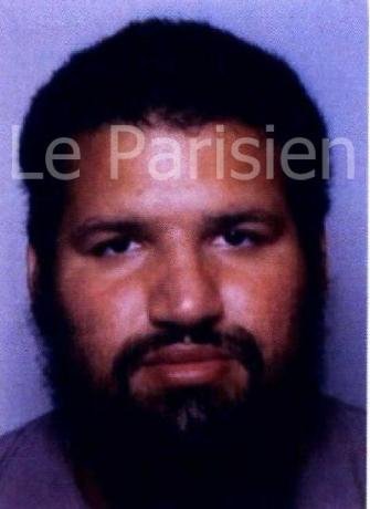 Η «φωνή» στο βίντεο του Ισλαμικού Κράτους είναι Γάλλος - Από την Τουλούζη [εικόνες] | iefimerida.gr 2