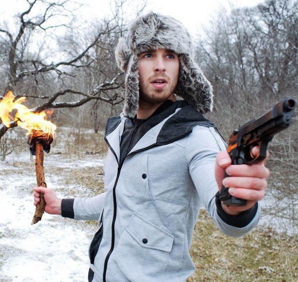 Ο νεαρός με τις πιο έξυπνες φωτογραφίες στο Facebook: Φαντασία και χιούμορ [εικόνες] | iefimerida.gr 1