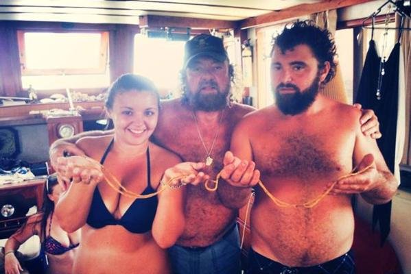 Οικογένεια στη Φλόριντα βρήκε θησαυρό αξίας 1 εκατ. δολαρίων σε ισπανικό ναυάγιο [εικόνες] | iefimerida.gr 0