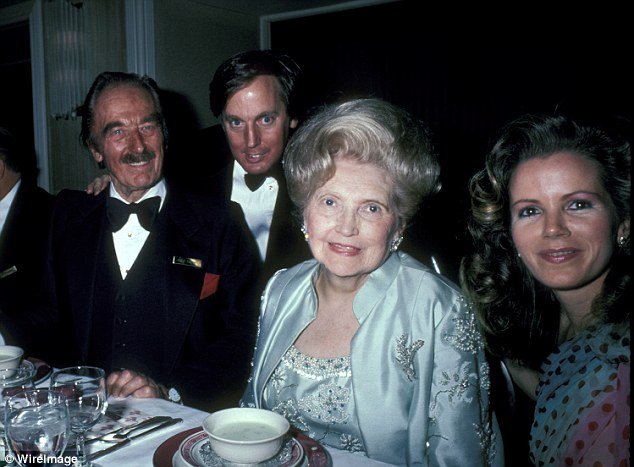 Αγόρασαν το πατρικό σπίτι του Τραμπ -«Ενα κομμάτι ιστορίας» [εικόνες] | iefimerida.gr 9