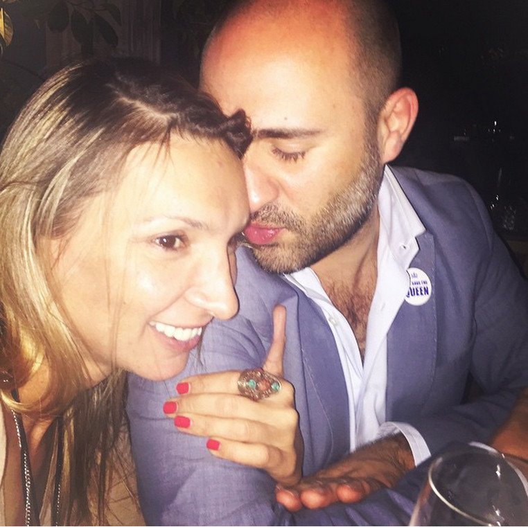 Ο Μπογδάνος το ρίχνει έξω αγκαλιά με γνωστή ξανθιά [εικόνα] | iefimerida.gr 0