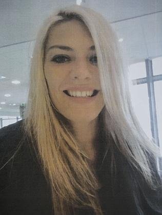 Συγκλονίζουν οι γονείς που ψάχνουν την κόρη τους στα συντρίμμια του Boeing στην Ουκρανία [εικόνες&βίντεο] | iefimerida.gr 4