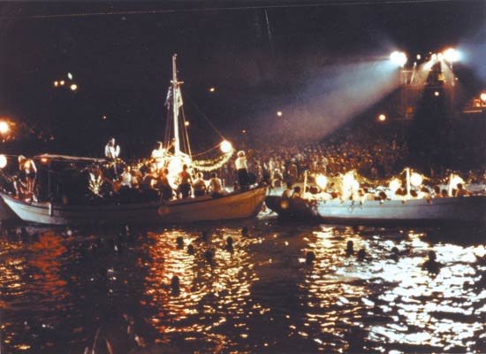 Το ελληνικό Woodstock του Λουκιανού Κηλαηδόνη αναβιώνει, αυτή τη φορά στους ...κήπους των Αθήνας [εικόνες] | iefimerida.gr 1