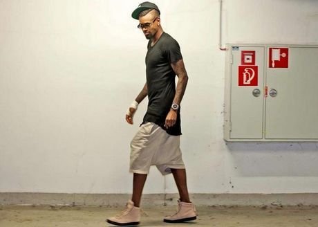 Πρώην παίκτης του Ολυμπιακού πυροβολήθηκε στο χέρι [εικόνες] | iefimerida.gr 1