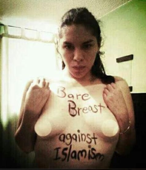 H μουσουλμάνα Femen που πόσταρε γυμνόστηθη στο facebook ζει, λέει η δικηγόρος της [εικόνες] | iefimerida.gr 3