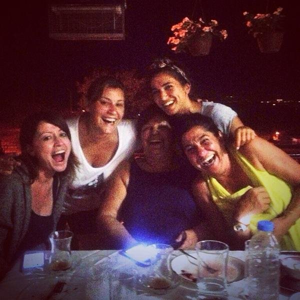 #kahkaha - Οι γυναίκες στην Τουρκία αντιδρούν και γελούν δημοσίως κόντρα στην απαγόρευση [εικόνες] | iefimerida.gr 6