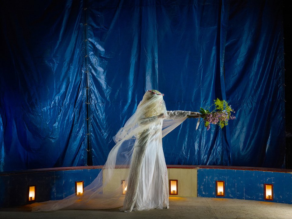 Γυναίκες στα όριά τους: Ο σκοτεινός κόσμος της καθημερινής πίεσης [εικόνες] | iefimerida.gr 4