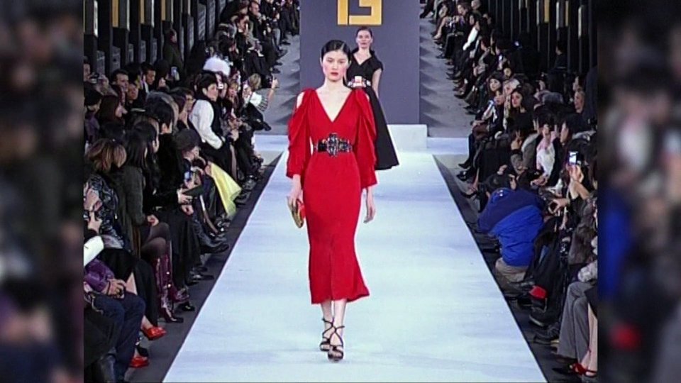 Οταν η φίρμα Fendi έκανε πασαρέλα στο Σινικό Τείχος της Κίνας [εικόνες+βίντεο] | iefimerida.gr 3